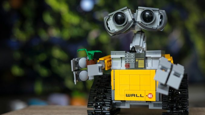 Så placerar du din robotgräsklippare på bästa sätt i trädgården illustration